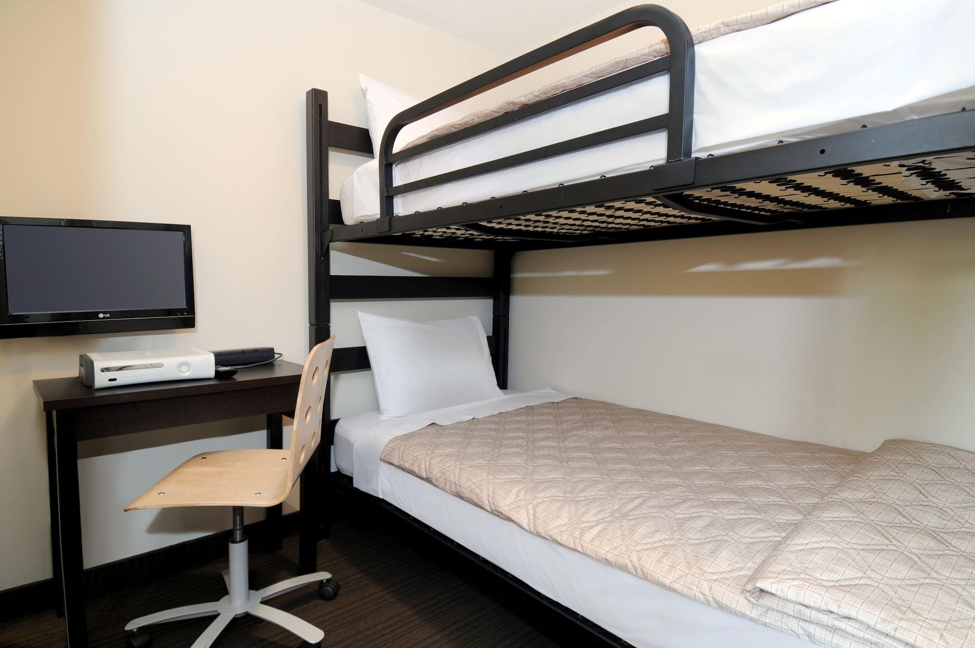 Super 8 By Wyndham Peterborough Otel Oda fotoğraf